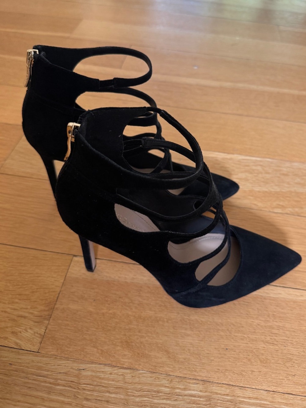 BCBGENERATION black suede strappy pumps Size 9